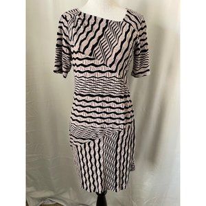 Papillon Blanc Women's Gray/Black Wavy Striped Pattern Short Sleeve Midi Dress